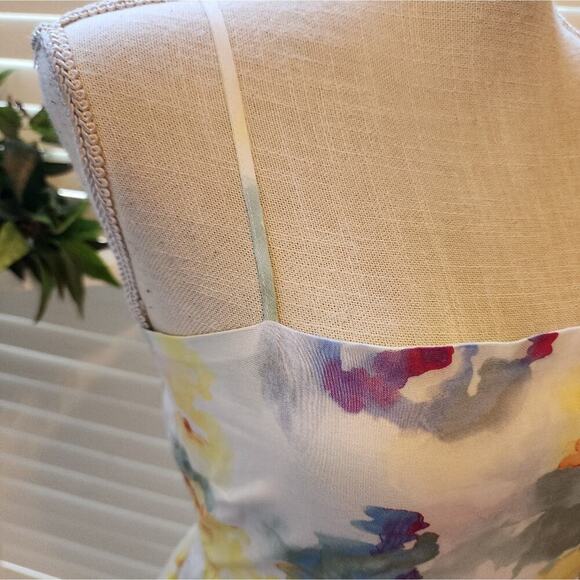 WILDFOX FLORAL NEW ARI TIERED MAXI WITH KNOT TIE BACK SIZE SMALL - Picture 6 of 10